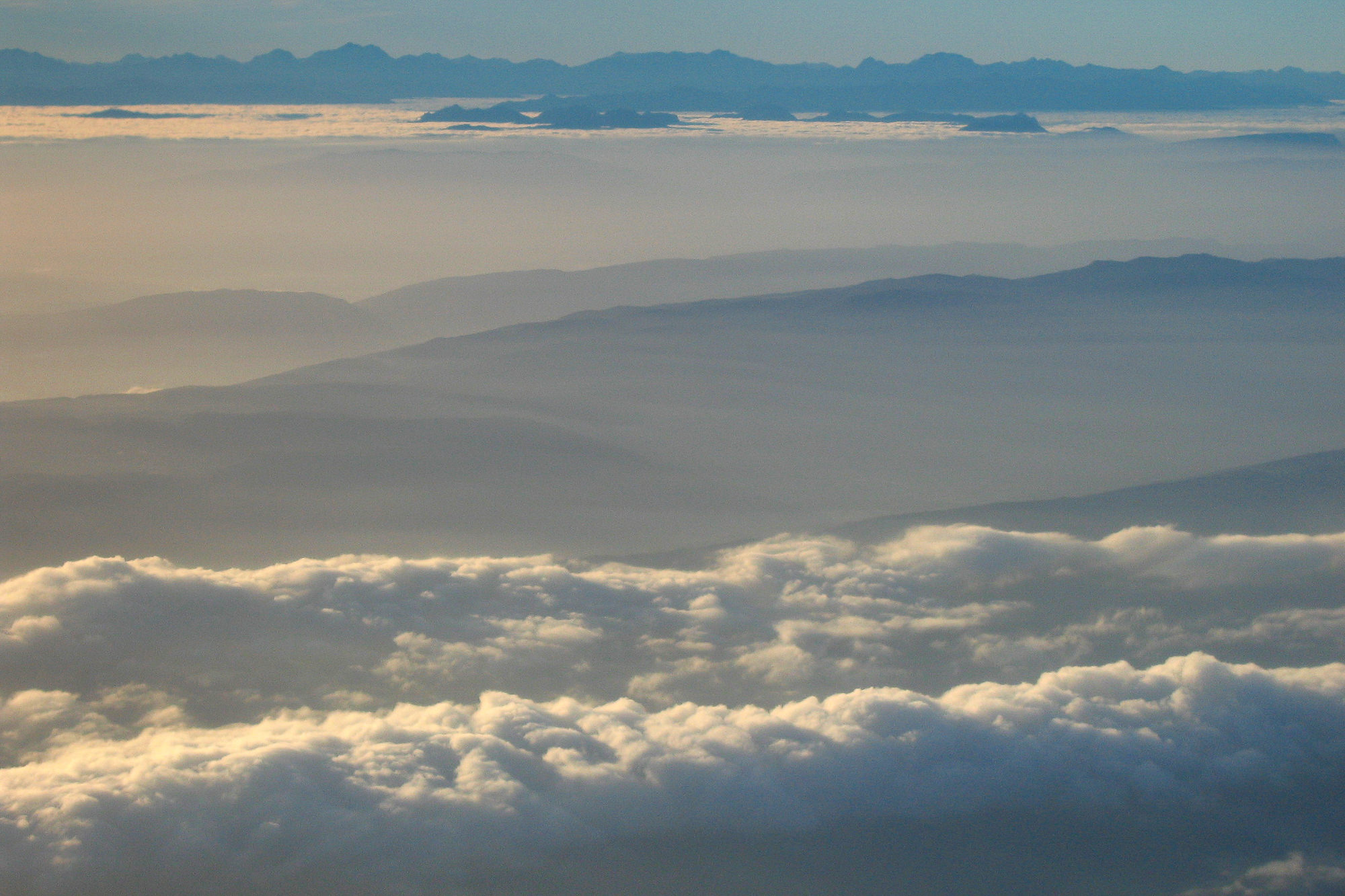 Arrival, flight along the Alps